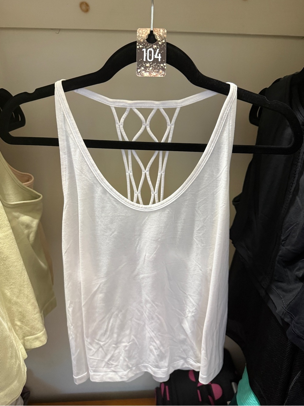 104 lululemon love knot lattice macrame tank